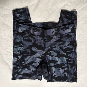 EUC PREMIUM LEGGING - CAMO METALLIC BLACK (Size 14/16)